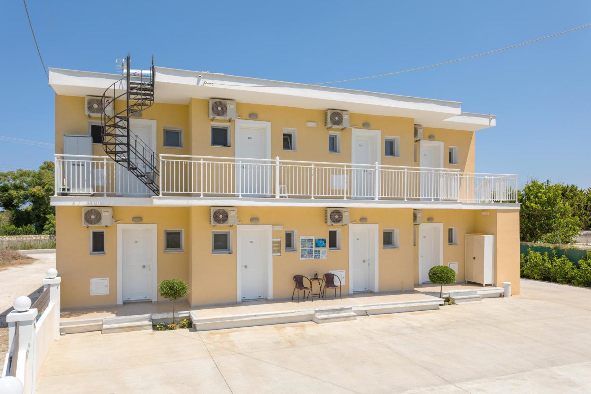Morfeas Zante Apartments Exterior photo